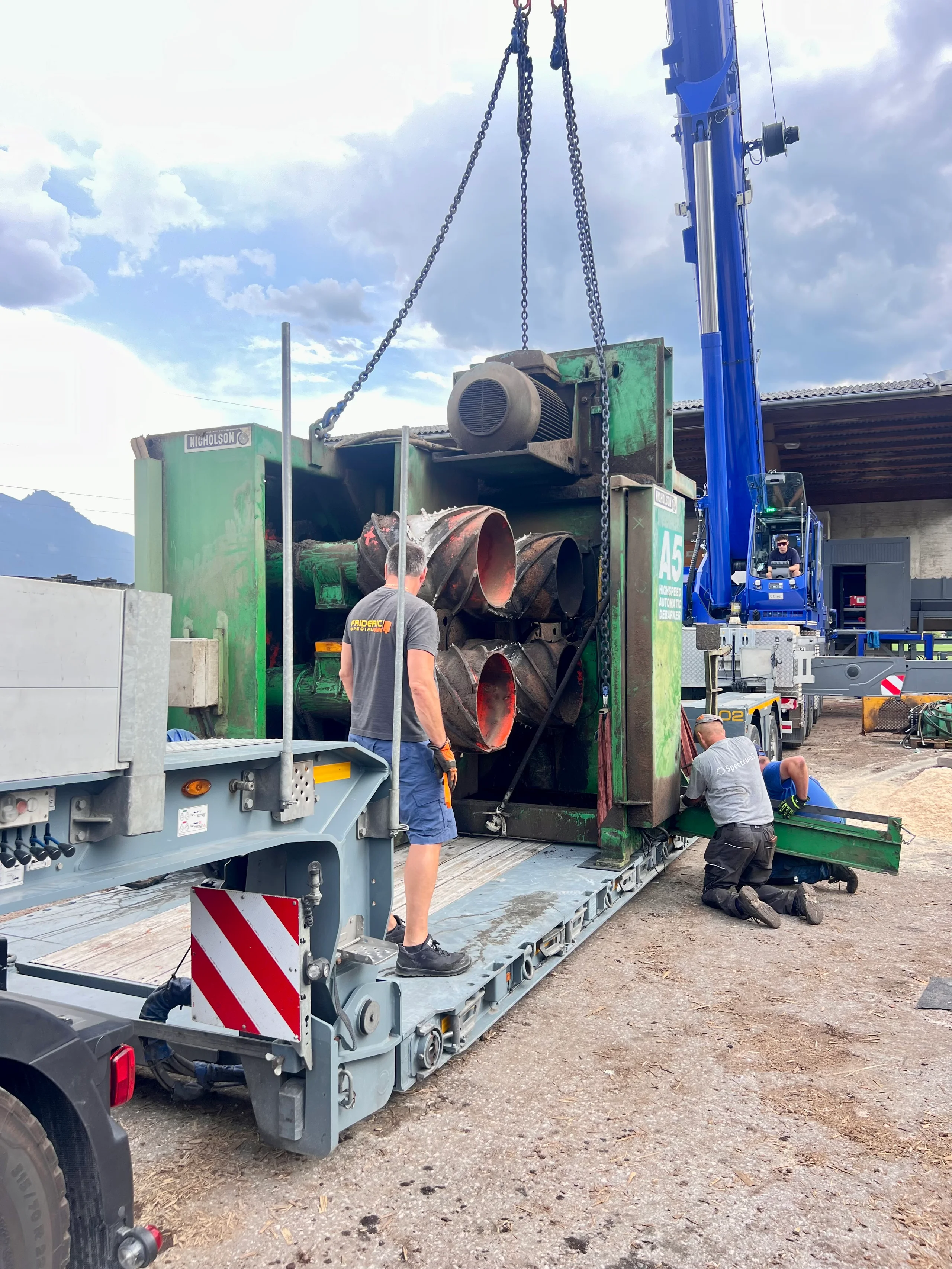 Rundholz Sortieranlage mit Entrindung - Bild 21