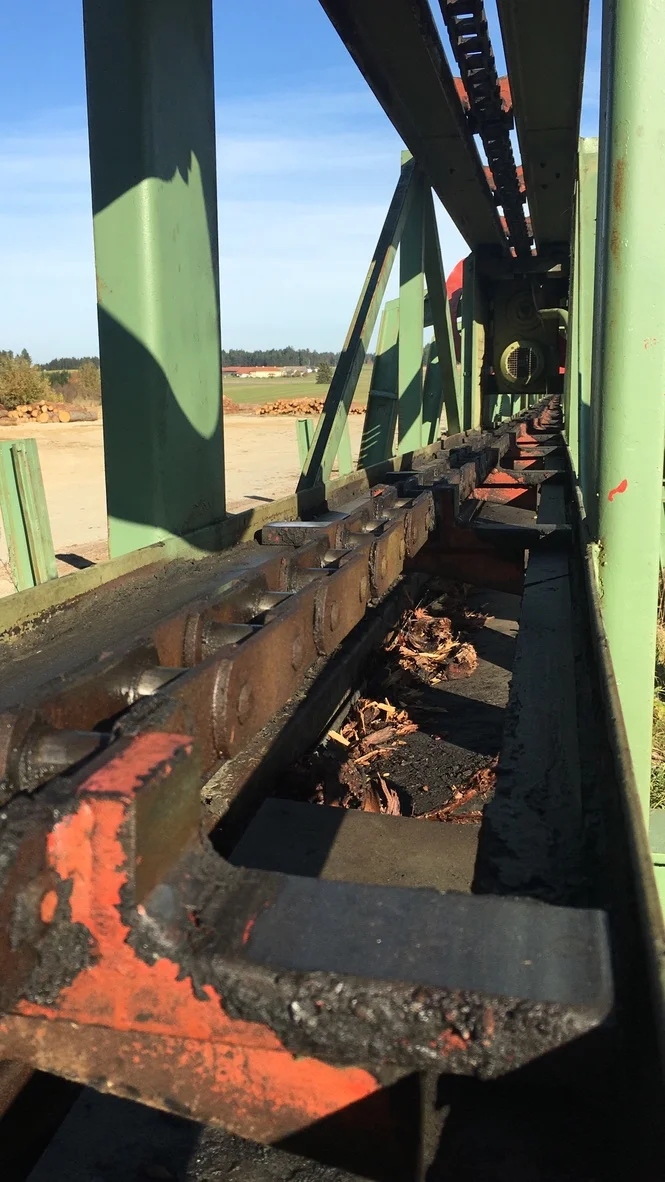 Rundholzplatz - Bild 2